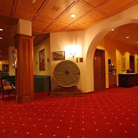 Central Sporthotel Davos Hotel