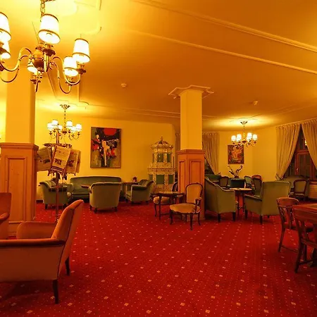Central Sporthotel Davos 4*