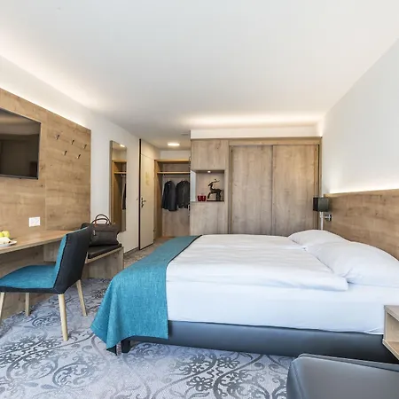 Central Sporthotel Davos 4*