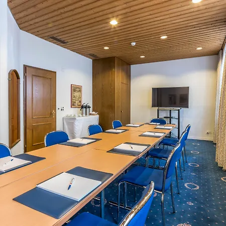 Central Sporthotel Davos מלון