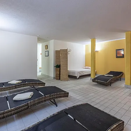 Central Sporthotel Davos מלון