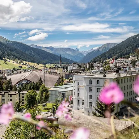 Otel Central Sporthotel Davos 4*